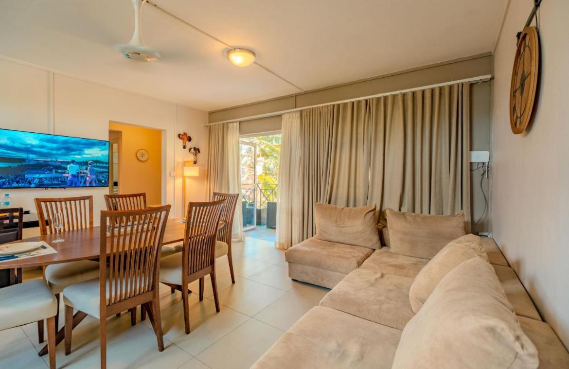 Pereybere Beach Paradise 4 Bedroom Apt Luaran gambar